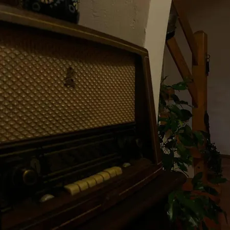 Nyaraló Feldblick Mit Kamin Fuer 15 Personen