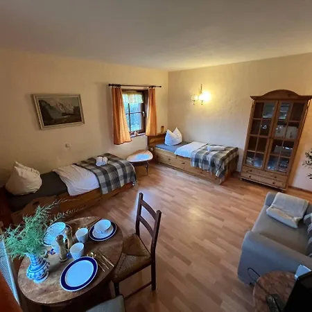 Feldblick Mit Kamin Fuer 15 Personen Rüdersdorf