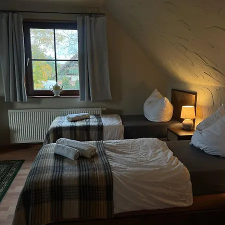 بيت للعطل Feldblick Mit Kamin Fuer 15 Personen