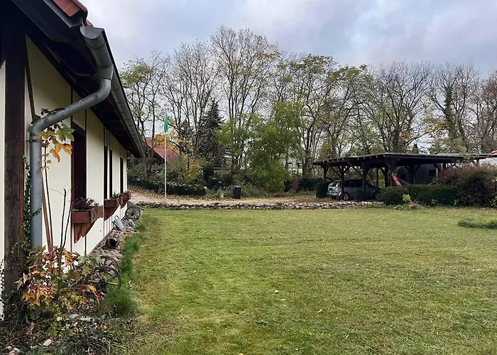 Feldblick Mit Kamin Fuer 15 Personen
