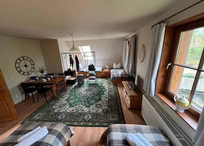 Feldblick Mit Kamin Fuer 15 Personen Rudersdorf