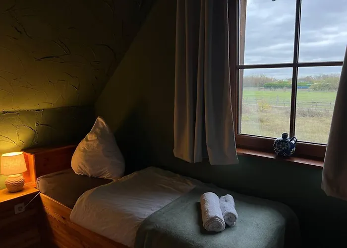 Feldblick Mit Kamin Fuer 15 Personen Rudersdorf