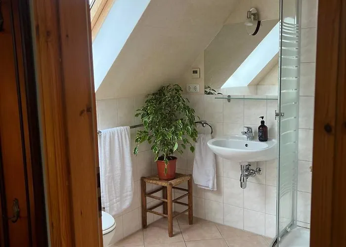 Feldblick Mit Kamin Fuer 15 Personen Casa de Férias *